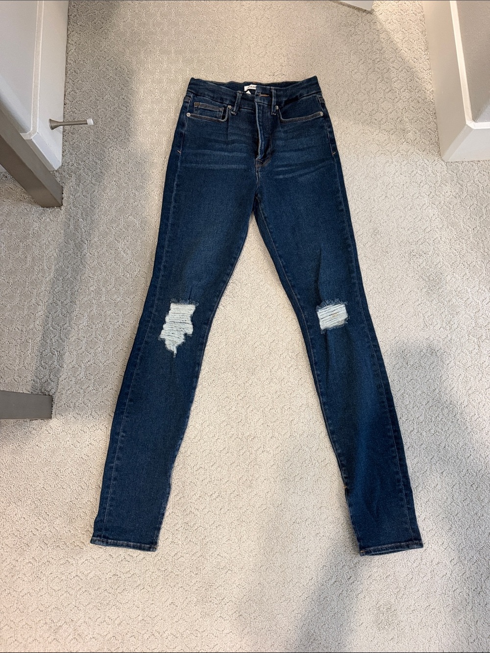 Good American Good Waist Size 27/4 Dark Blue Women’s Distressed Skinny Jeans